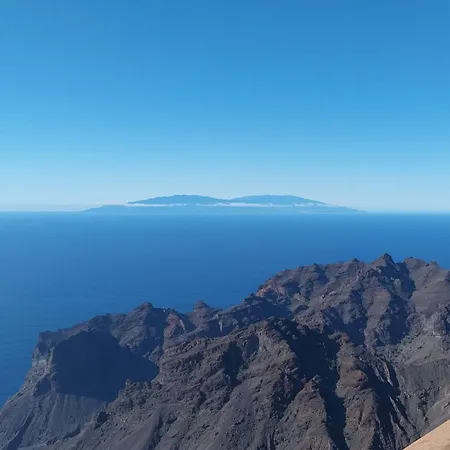 Live La Gomera