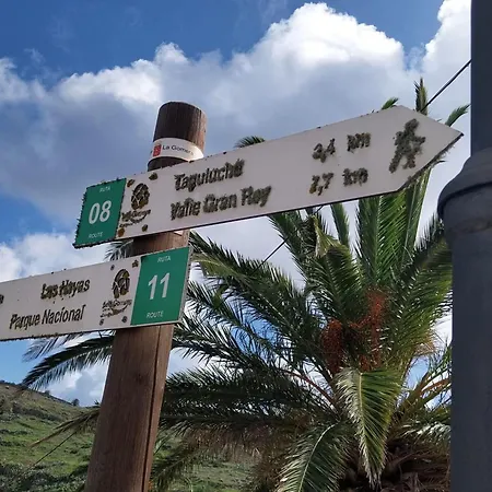 Live La Gomera